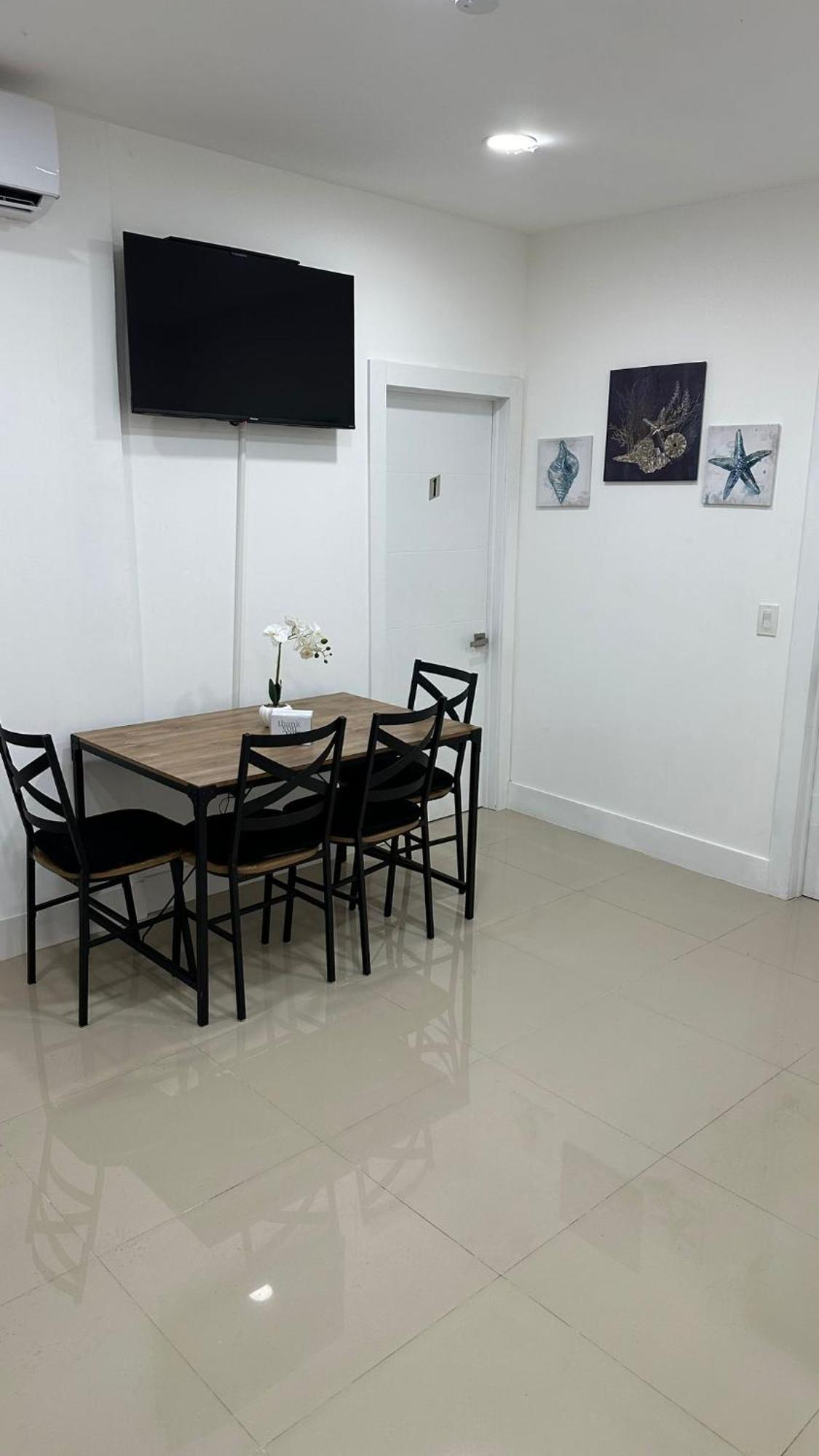 203 Miami Shared Rooms For Men Central Comfortable, Affordable Exterior photo