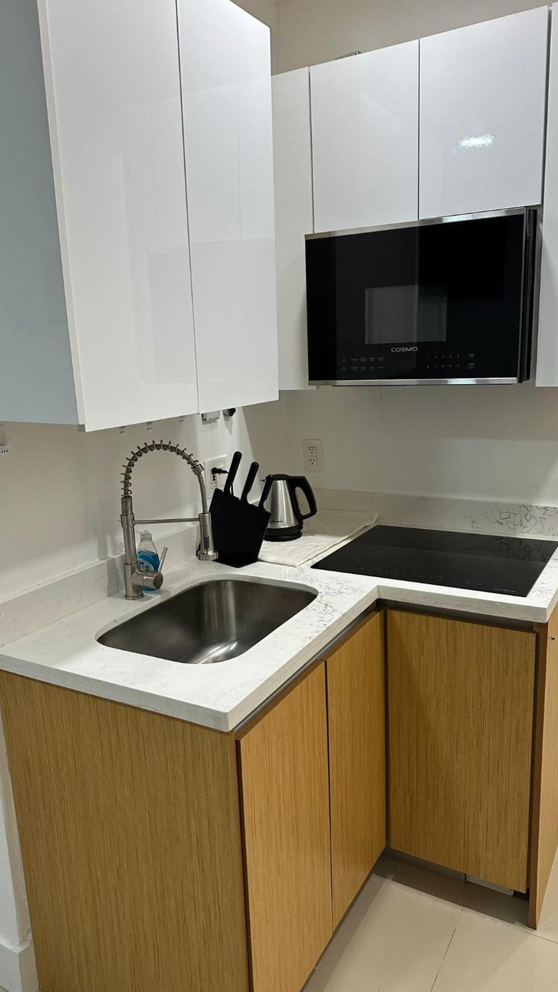 203 Miami Shared Rooms For Men Central Comfortable, Affordable Exterior photo